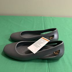 Crocs Sloane Shoes Gray Metallic Slip On Comfort Casual Flats Women’s Shoes Size-7 NEW 
