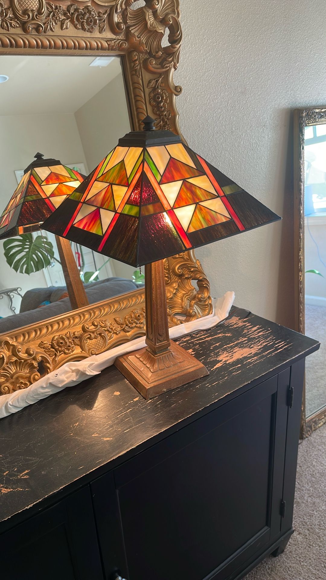 Vintage Quoizel Collectible Lamp
