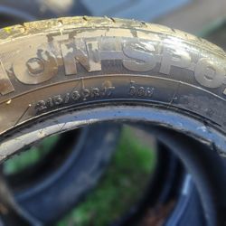 215/60/r17 Used Good Condition Tire
