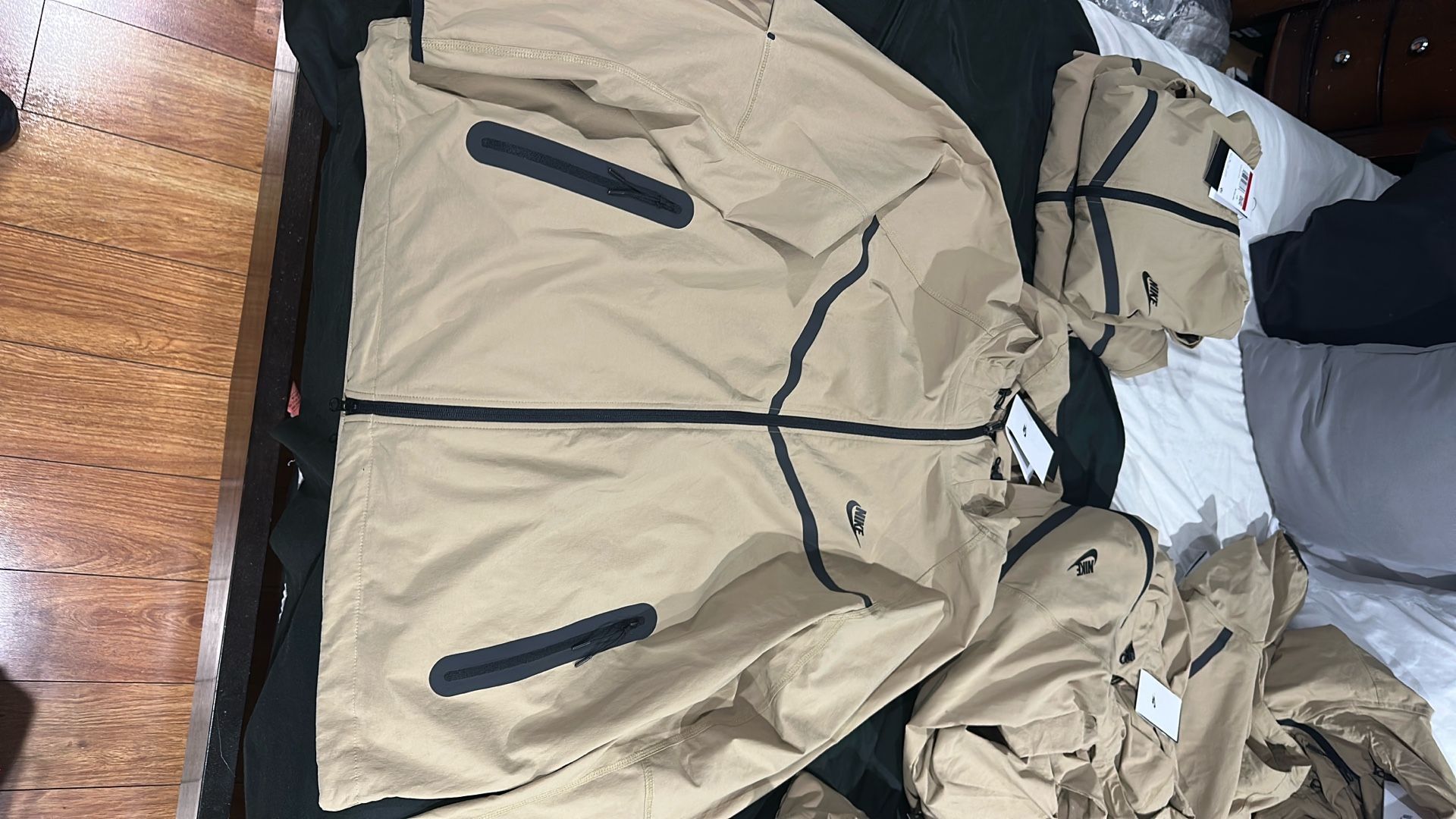 Nike Men's Tech Woven Full-Zip