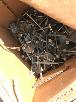 Clavos 2 cajas