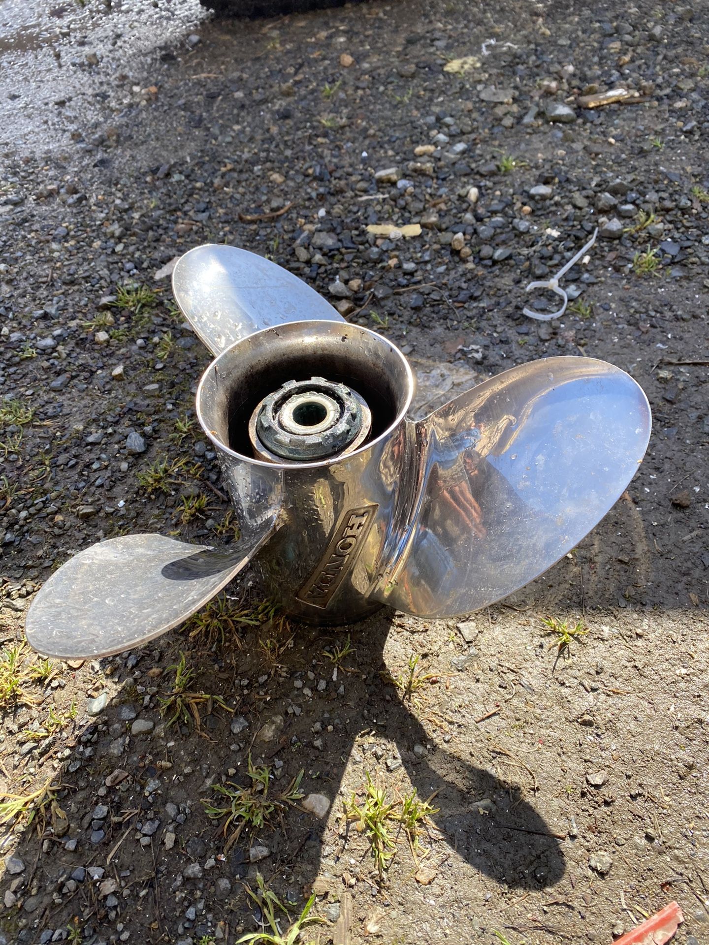 Honda Blade Rh Stainless Prop X Pitch Excellent Condition