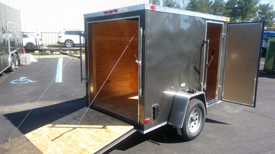 5x8 ENCLOSED VNOSE TRAILERS