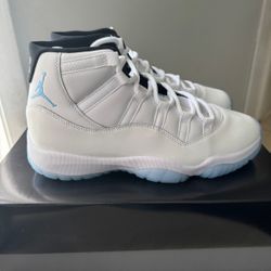 Jordan 11 Legend Blue Men 9.5 New