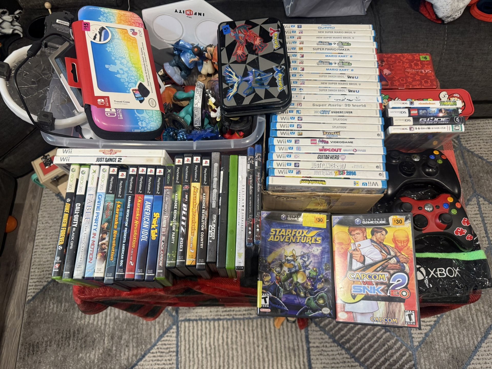 Video Game Lot - YARD SALE LEFTOVERS  GameCube Wii Mario Bros Smash Kart