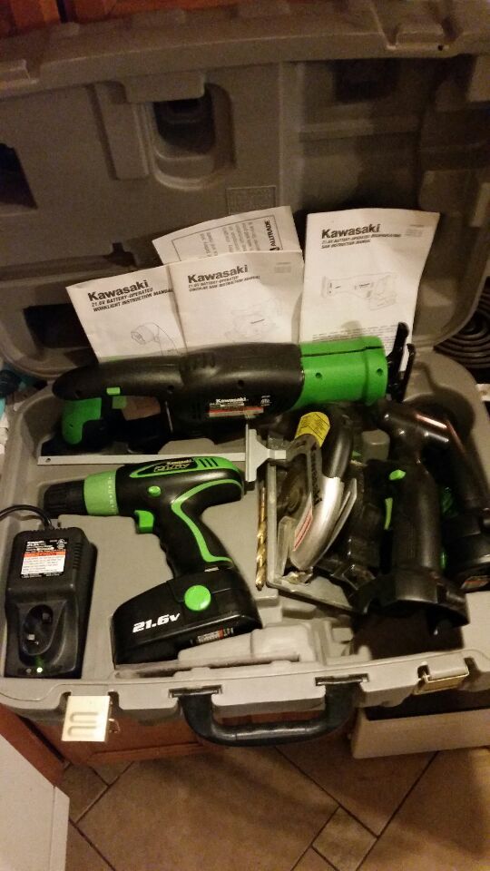 Black & Decker 7.2 V Versapak Tool Set NO BATTERIES for Sale in Spring  Lake, NJ - OfferUp