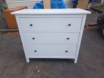 Glossy White Ikea Hemnes Dresser.  Delivery Available For An Extra Fee