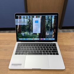 13 inch MacBook Pro Touchbar*2.4Ghz Intel Core i5*256GB SSD*16GB RAM