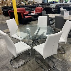 Round Dining Table with 5 Chairs / Mesa de comedor redonda con 5 sillas