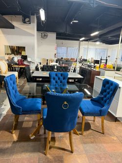 🔥Set of 5🔥Blue luxury velvet dining chairs with gold-plated stainless steel legs, velvet upholstery on the backrest and buttons. 63 in. Gold Tempere