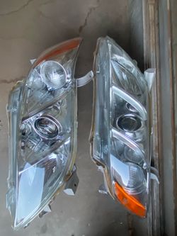 Toyota Camry 2007 headlights