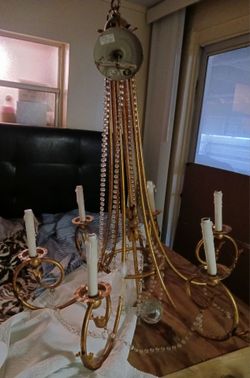 Marvelous chandelier, true vintage, brass, crystals