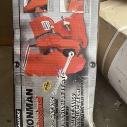 Ironman 5.5 Inch Professional Vice