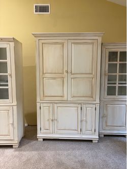 Off white tv cabinet console