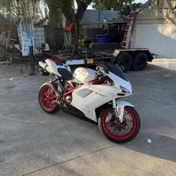2013 Ducati 848EVO