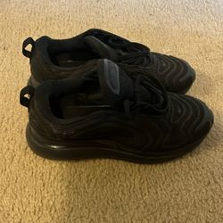 Nike 720s size 7.5