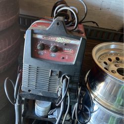 Lincoln Electric Welder Pak 180 HD, Red 