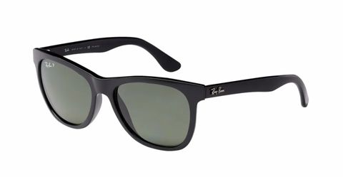 Ray-Ban Wayfarer Polarized Black Sunglasses NEW