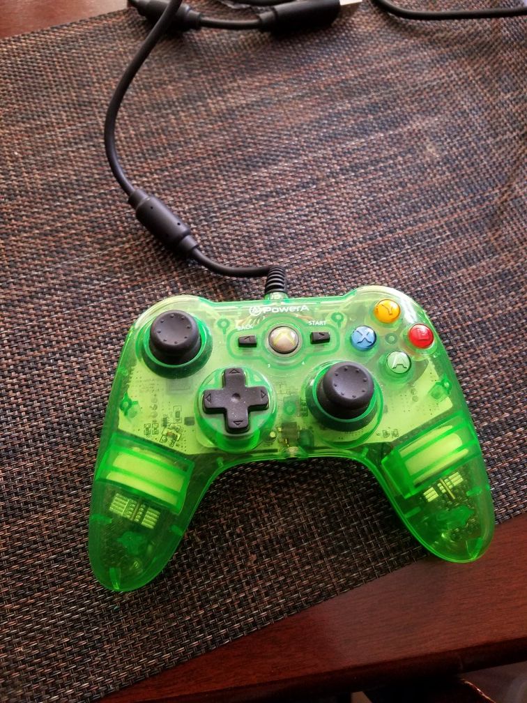 Rock candy xbox 360/ pc or laptop controller