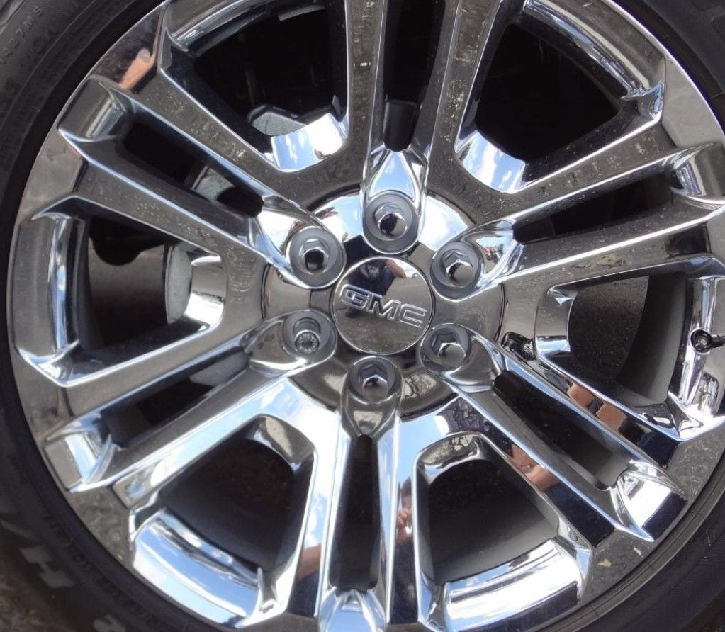 Chevy Suburban Wheels Chevrolet Tahoe Rims Gmc Yukon Sierra Denali Cadillac Escalade Trail Boss High Country LTZ Silverado 