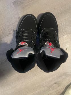 Jordan 5 Metallics size 11