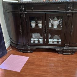 Buffet China Cabinet 