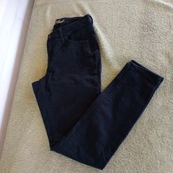 Universal thread Black Mid Rise Curvy Skinny Jeans Sz 4/27R