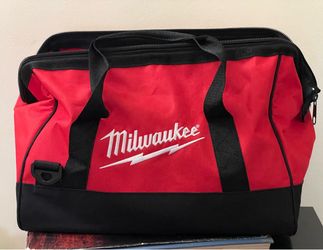 Milwaukee contractors Bags medium