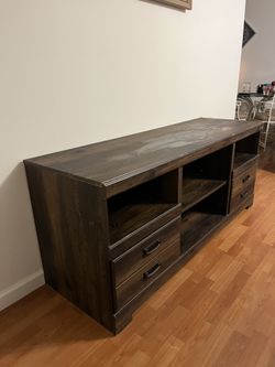 REAL WOOD MIDIA CONSOLE W/ DRAWERS