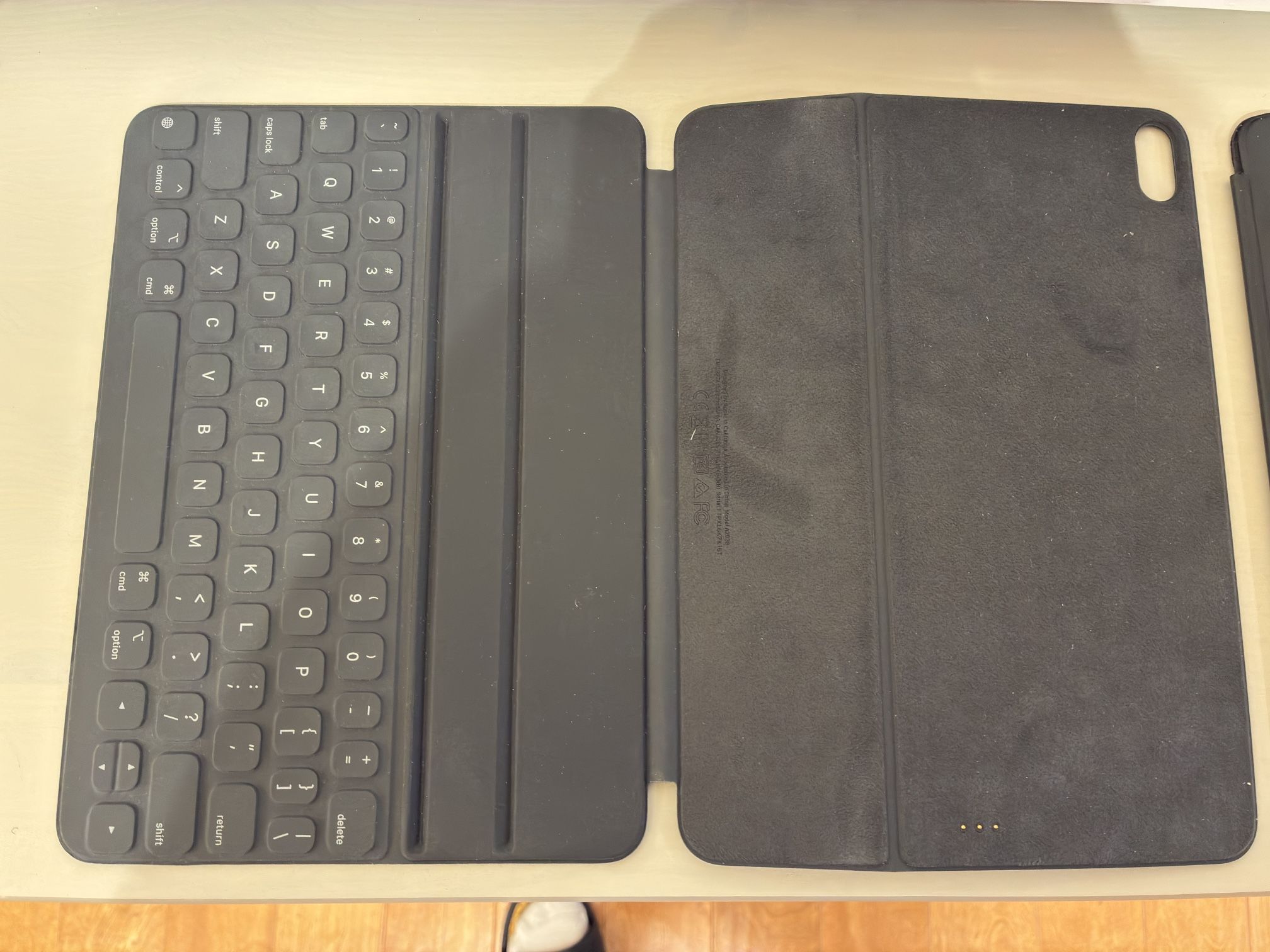 Apple Smart Keyboard Folio for 11-inch iPad Pro (1st-generation only) Model A2038 and Apple Folio Case