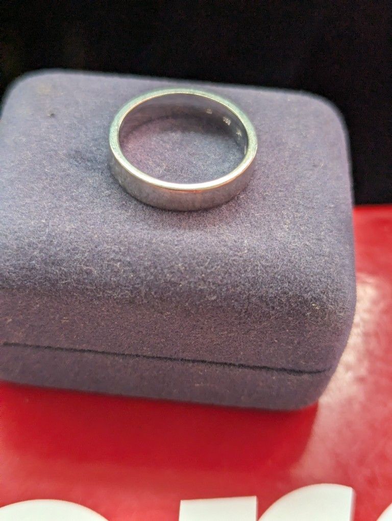 White Gold Band 18k Gold 