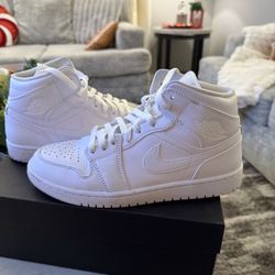 Men’s Air Force 1 High Tops Size 8