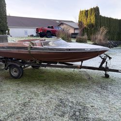 1985 Sidewinder Boat