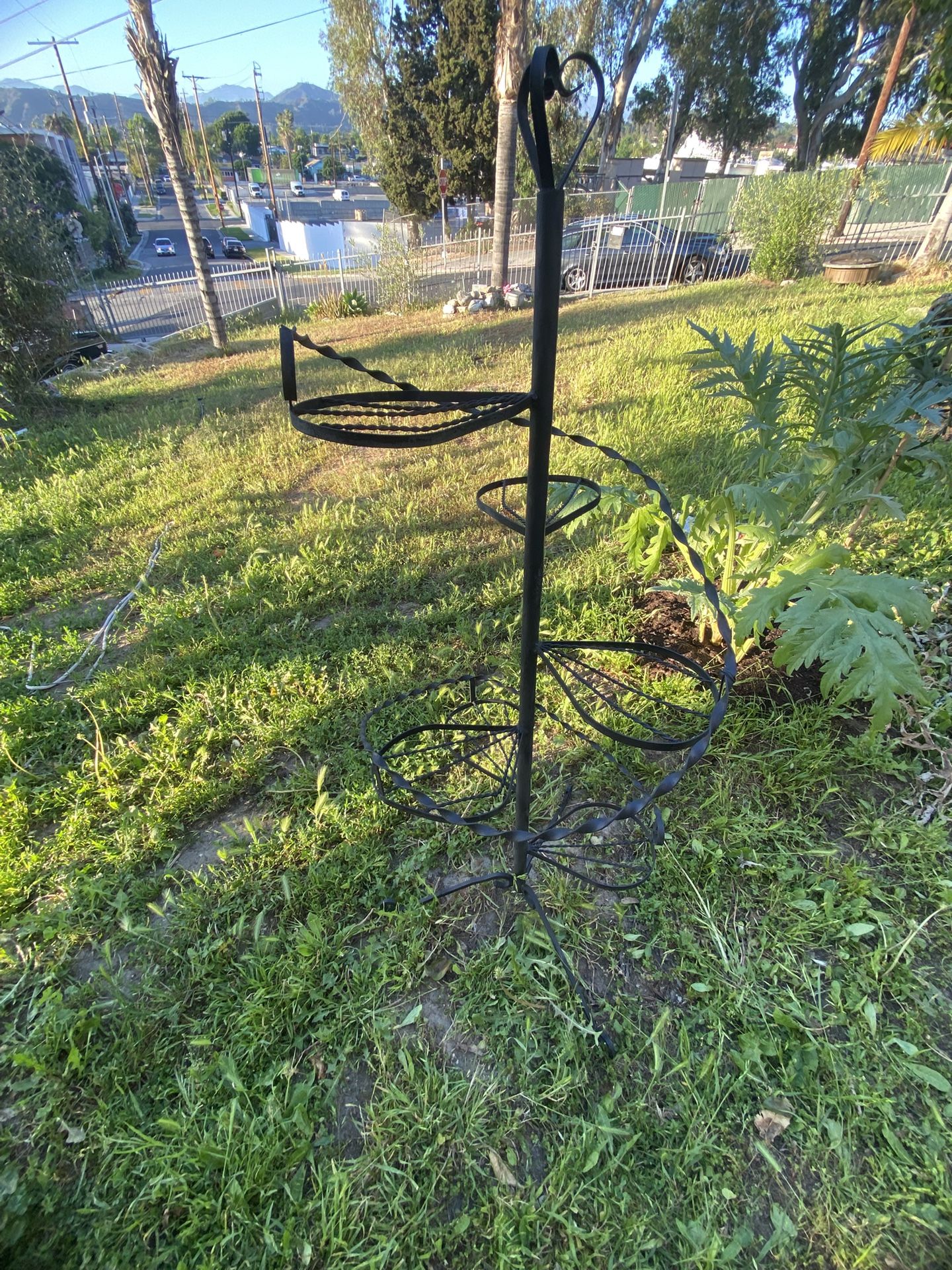 Rod Iron Plant Holder
