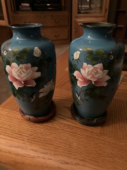 Vintage Japanese Cloisonné Enamel With Floral Design