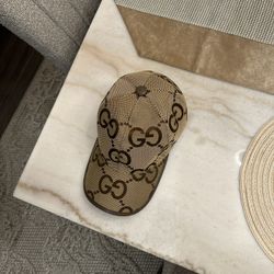 GUCCI  GG CANVAS BASEBALL CAP