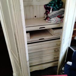 Armoire