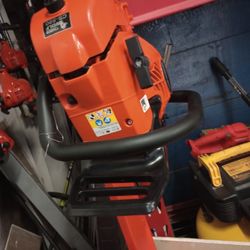Chain Saw Motosierra 590  22" Pulgadas