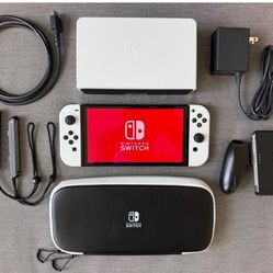 NINTENDO SWITCH OLED Version With 100 SWITCH GAMES + 7000 CLASSIC GAMES