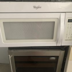 White Whirlpool Microwave 