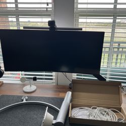 LG 38" UltraWide QHD+ Monitor