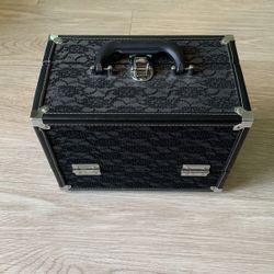 Travel Makeup Organizer 