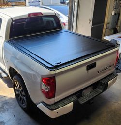 2007-26 Toyota Tundra 5.6ft Short Bed SyneticUSA Hard Aluminum Manual Retractable Tonneau Cover