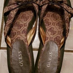 Guess Shoes Size 9