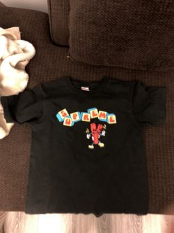 Supreme dynamite tee size small accept trades