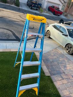 Like new Werner ladder 6 foot