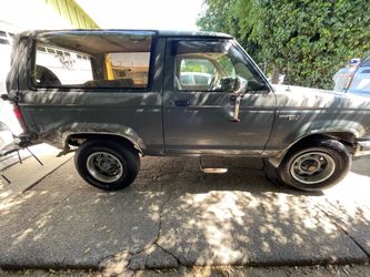 1990 Ford Bronco