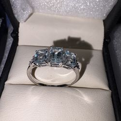 14K White Gold Emerald Cut Aquamarine 3 Stone & Diamond Ring .99CTW Size 8.5 