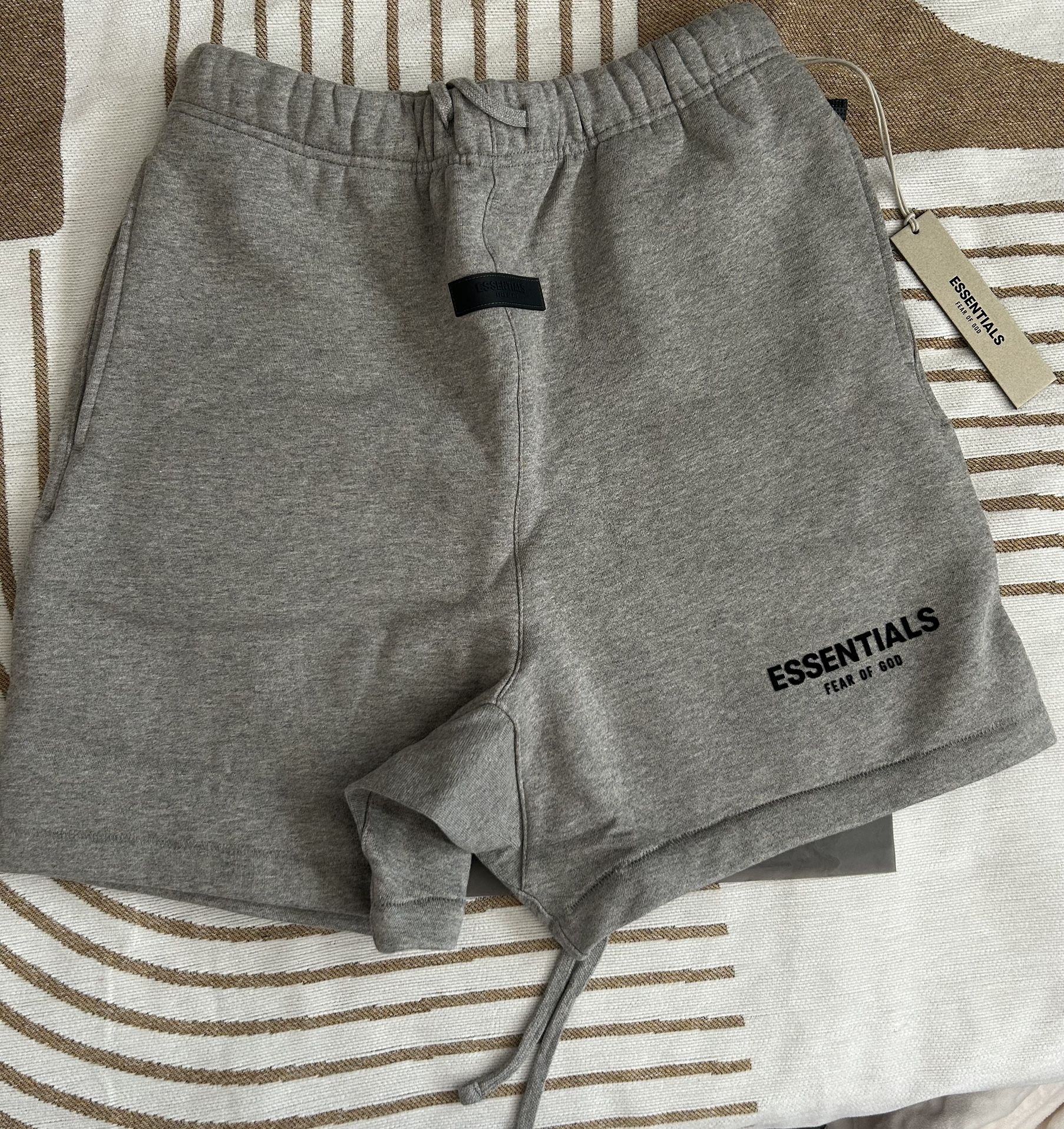 FEAR OF GOD ESSENTIALS SWEATSHORTS