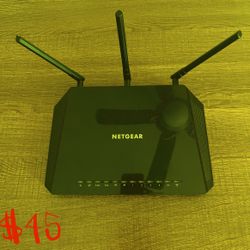 NETGEAR Smart WiFi Router (Ac1750) $45